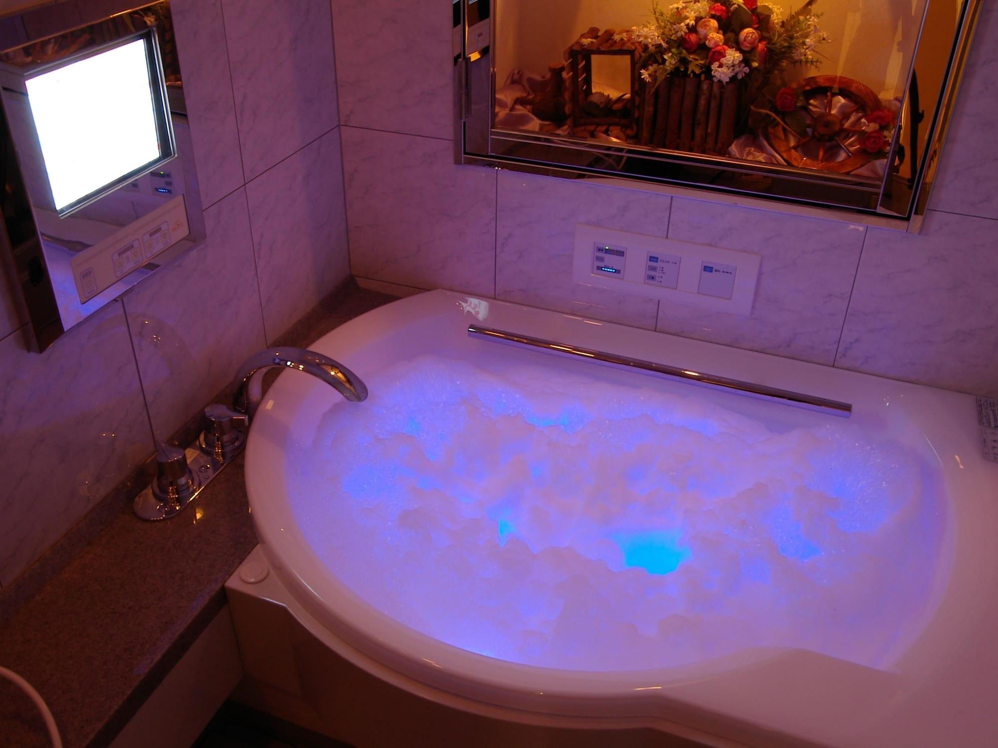 אוסקה Hotel Fine Garden Umeda (Adults Only) מראה חיצוני תמונה