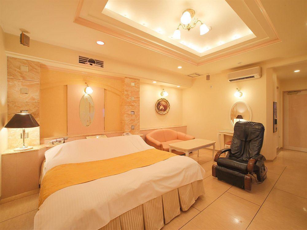 אוסקה Hotel Fine Garden Umeda (Adults Only) מראה חיצוני תמונה