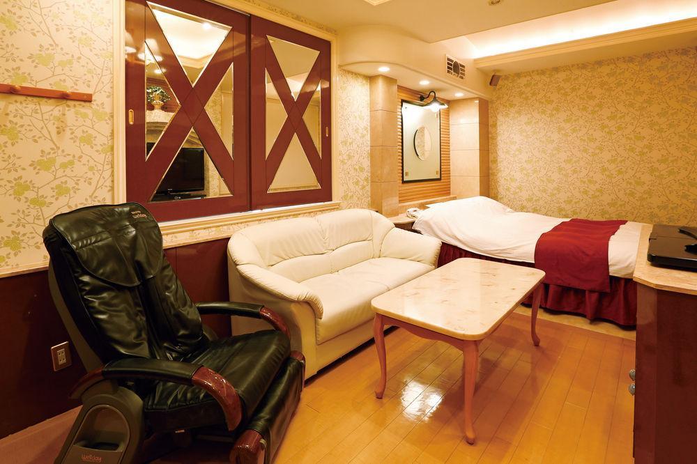 אוסקה Hotel Fine Garden Umeda (Adults Only) מראה חיצוני תמונה